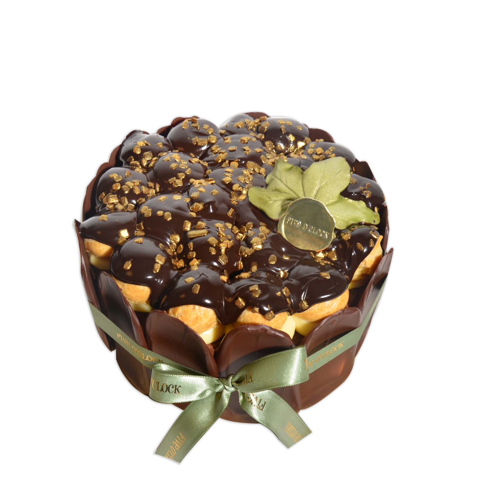Çikolatalı Muzlu Profiterollü Pasta